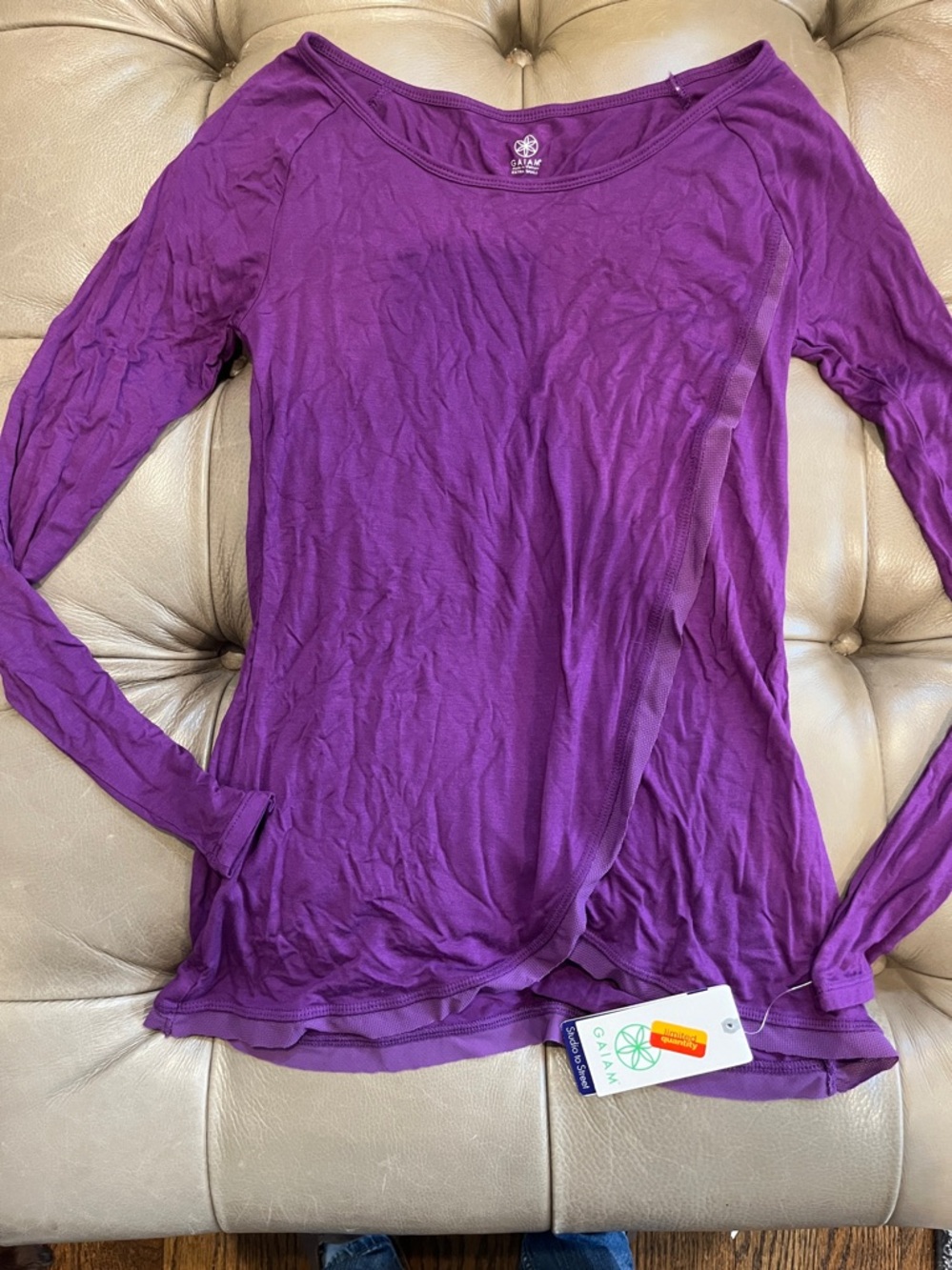 Gaiam Women’s Long Sleeve Scoop Neck Top - Purple NWT xs